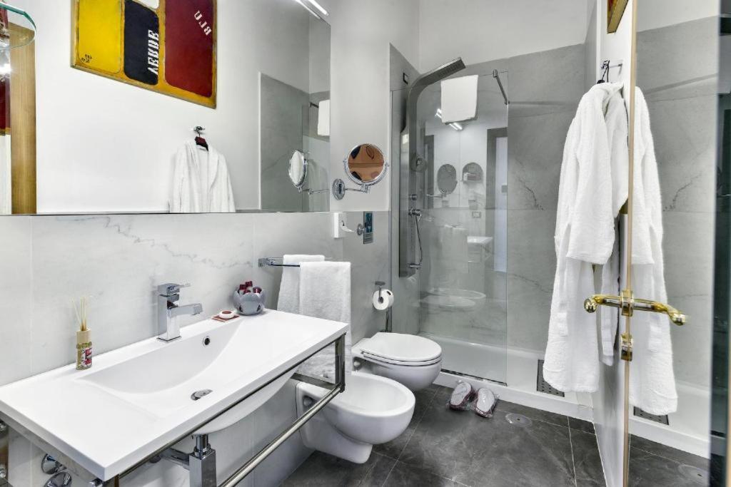 Boutique Hotel Piazza Carita Νάπολη Εξωτερικό φωτογραφία