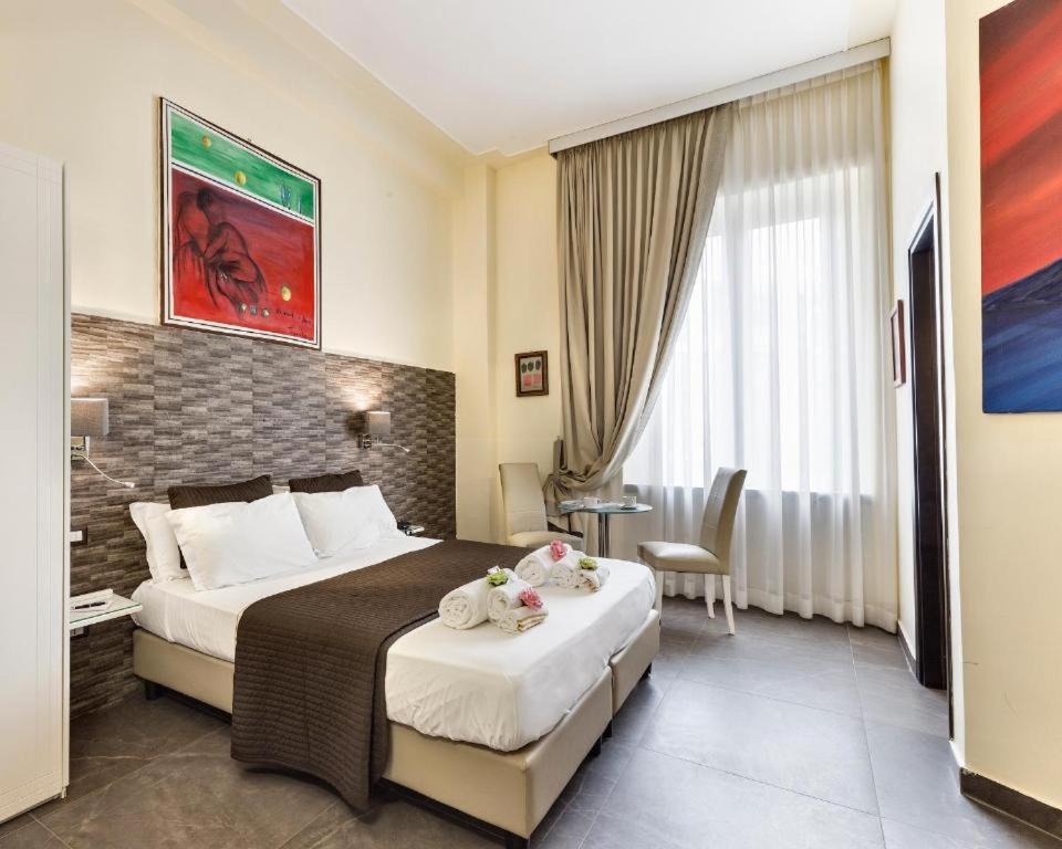 Boutique Hotel Piazza Carita Νάπολη Εξωτερικό φωτογραφία