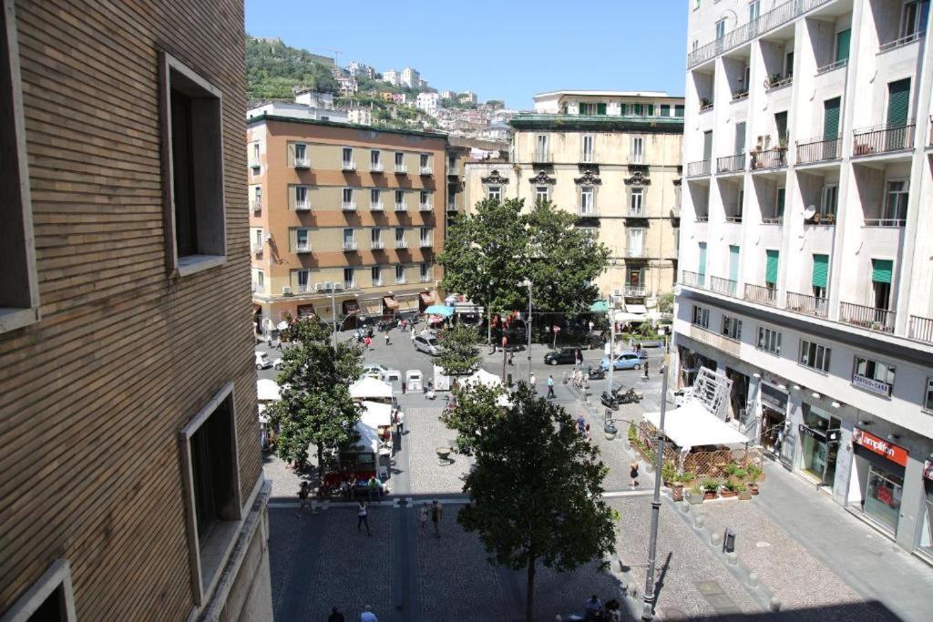 Boutique Hotel Piazza Carita Νάπολη Εξωτερικό φωτογραφία
