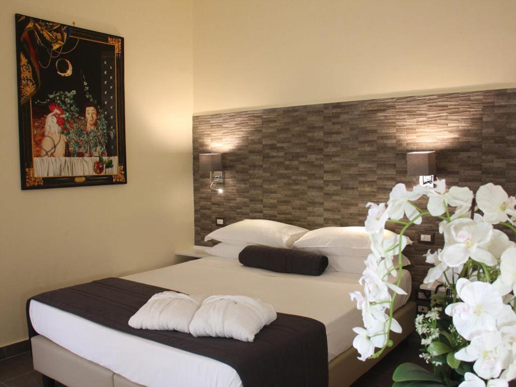 Boutique Hotel Piazza Carita Νάπολη Εξωτερικό φωτογραφία