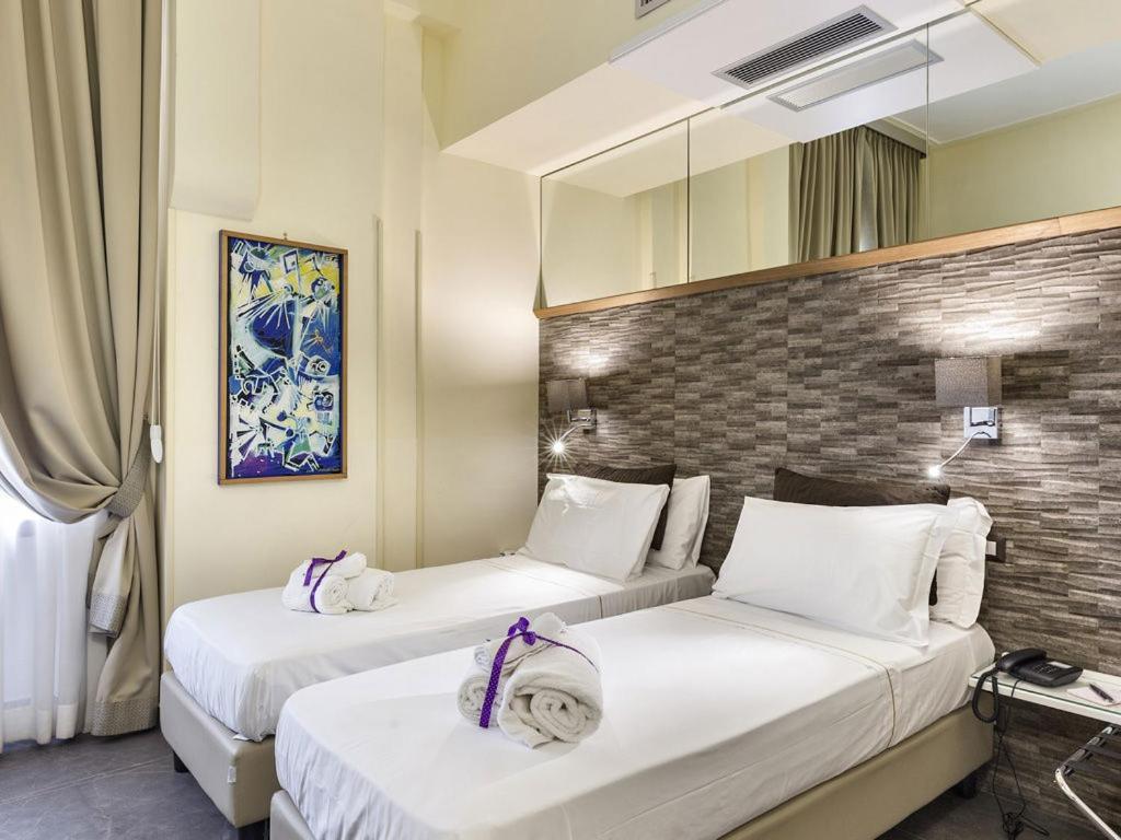 Boutique Hotel Piazza Carita Νάπολη Εξωτερικό φωτογραφία