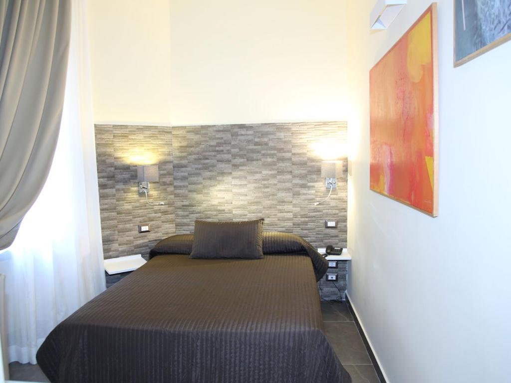 Boutique Hotel Piazza Carita Νάπολη Εξωτερικό φωτογραφία