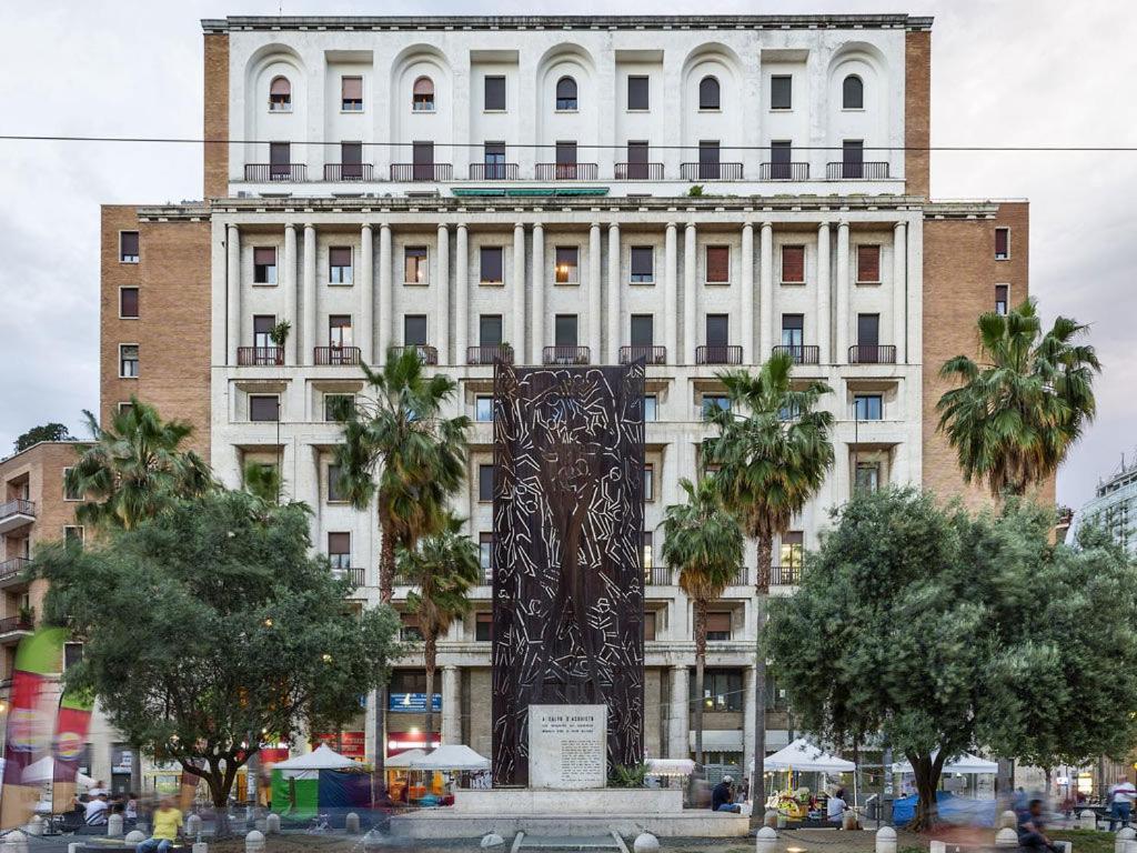 Boutique Hotel Piazza Carita Νάπολη Εξωτερικό φωτογραφία